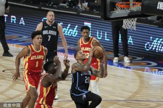 战中脱颖而 战中脱颖而